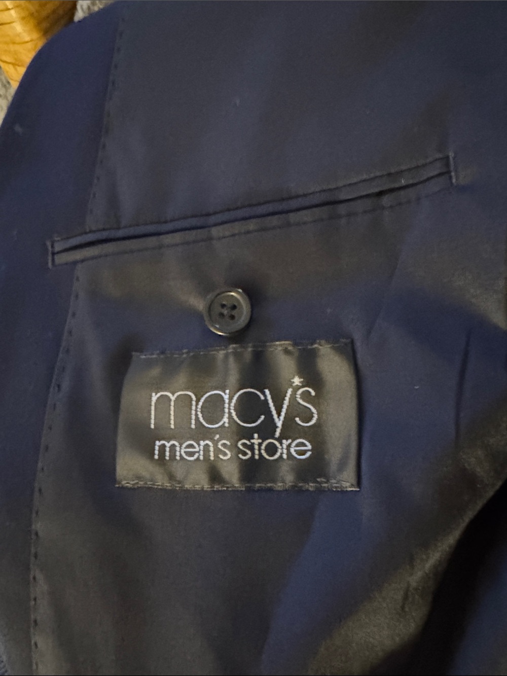 Ralph Lauren / Macy’s Men’s Store 100% Wool Navy Blazer with Gold Buttons, 38R - Picture 6 of 7